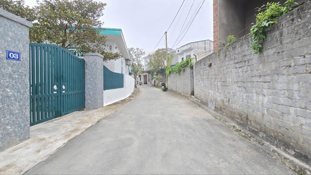 Nhà cấp 4 Trung Tiết, Thành Sen giá 3.xxx tỷ - Vị trí đẹp