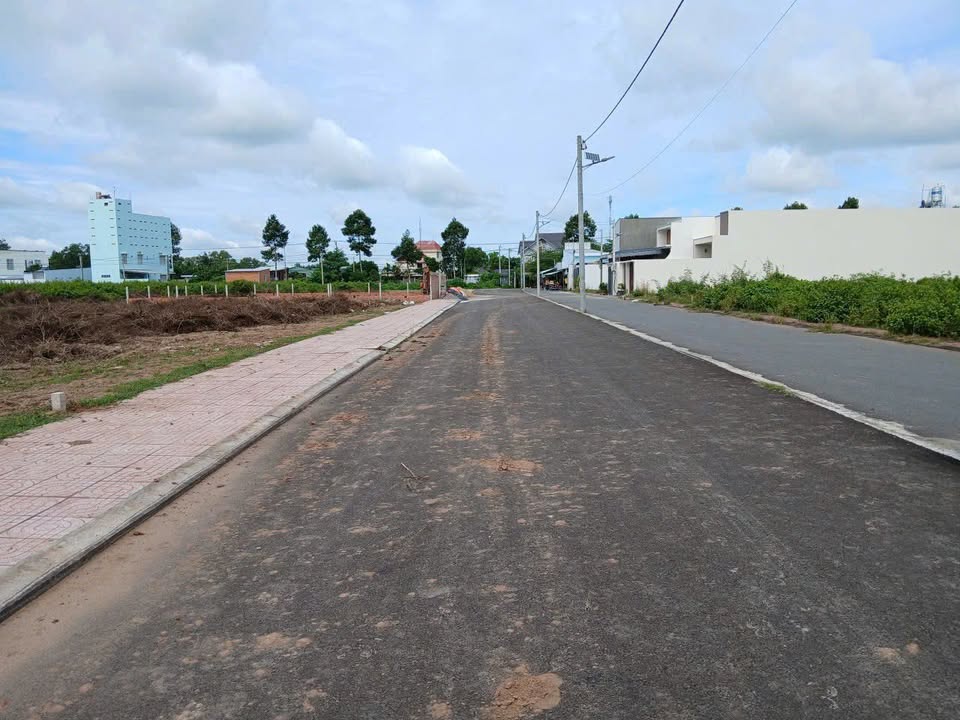 Đất nền mặt tiền Mậu Thân TP. Trà Vinh 125m² - Sổ đỏ chính chủ