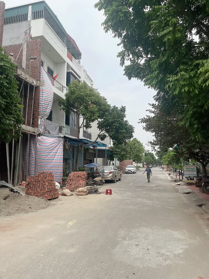 Căn hộ Toàn Gia 1 Huyện Bình Giang 72m² giá 3 tỷ - Vị trí đắc địa, không thể bỏ lỡ!