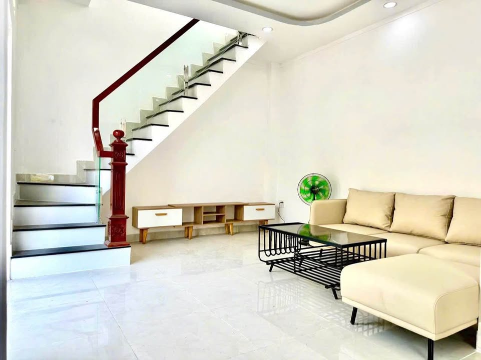 Nhà riêng Long Bình Tân 65m² 1.3 tỷ - Giá tốt hiếm có, sổ hồng riêng