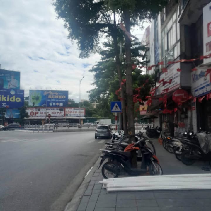 Nhà Mặt Phố Khuất Duy Tiến 69m² - Kinh Doanh Đỉnh Cao, Giá 49 Tỷ