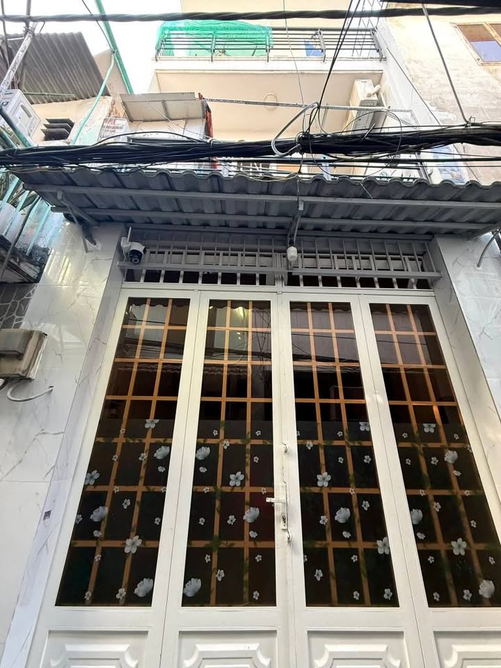 Nhà riêng Tân Phú 28m² giá 3.25 tỷ - Sẵn sàng ở ngay!