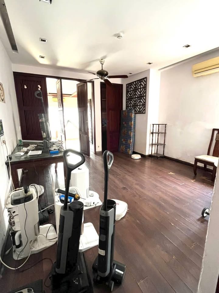 Nhà mặt tiền Lạc Long Quân Q11 78m² giá 20tr - Vị trí đắc địa