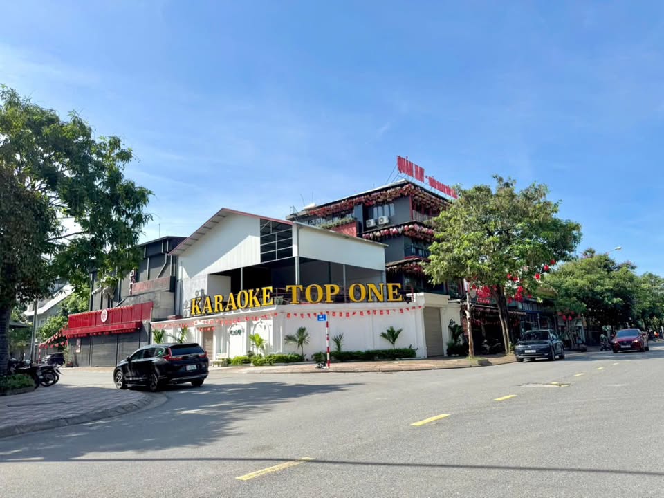 Đất Lô Góc 136m² Trâu Quỳ, Gia Lâm - Kinh Doanh Sầm Uất, Sổ Hồng