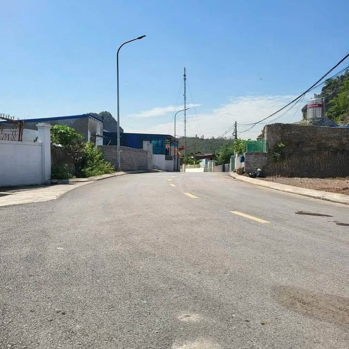 Đất mặt đường 8m tại Việt Khê, Thủy Nguyên 61m² - Giá chỉ 625 triệu!