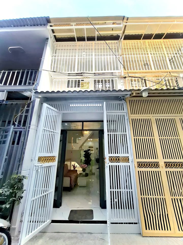 Bán nhà Nhà Bè Đào Tông Nguyên 33m² giá 1.49 tỷ - Full nội thất ở ngay!