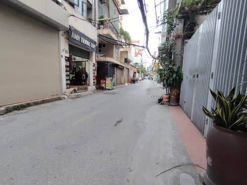 Nhà Trần Khát Chân 75m² MT 5.1m 16.x tỷ - Ô tô vào tận nhà