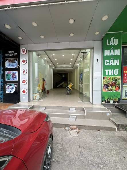 Cho thuê nhà 3 tầng mặt tiền Hoàng Văn Thụ, Thái Nguyên - 80m²