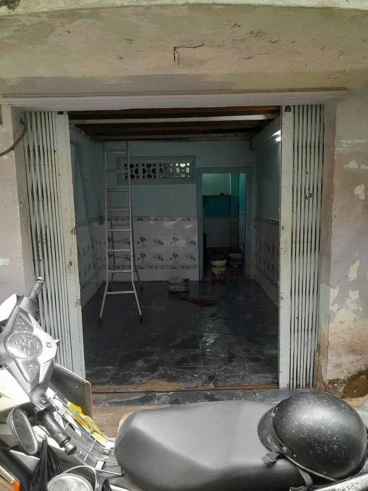 Nhà nguyên căn Quận 6 đường Bình Phú 21m² - Sẵn sàng ở ngay!