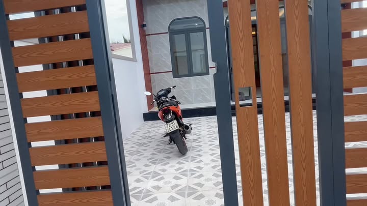 Bán nhà Phước Hải Đất Đỏ 131m² giá 1.95 tỷ - Sổ hồng sẵn, ở ngay!