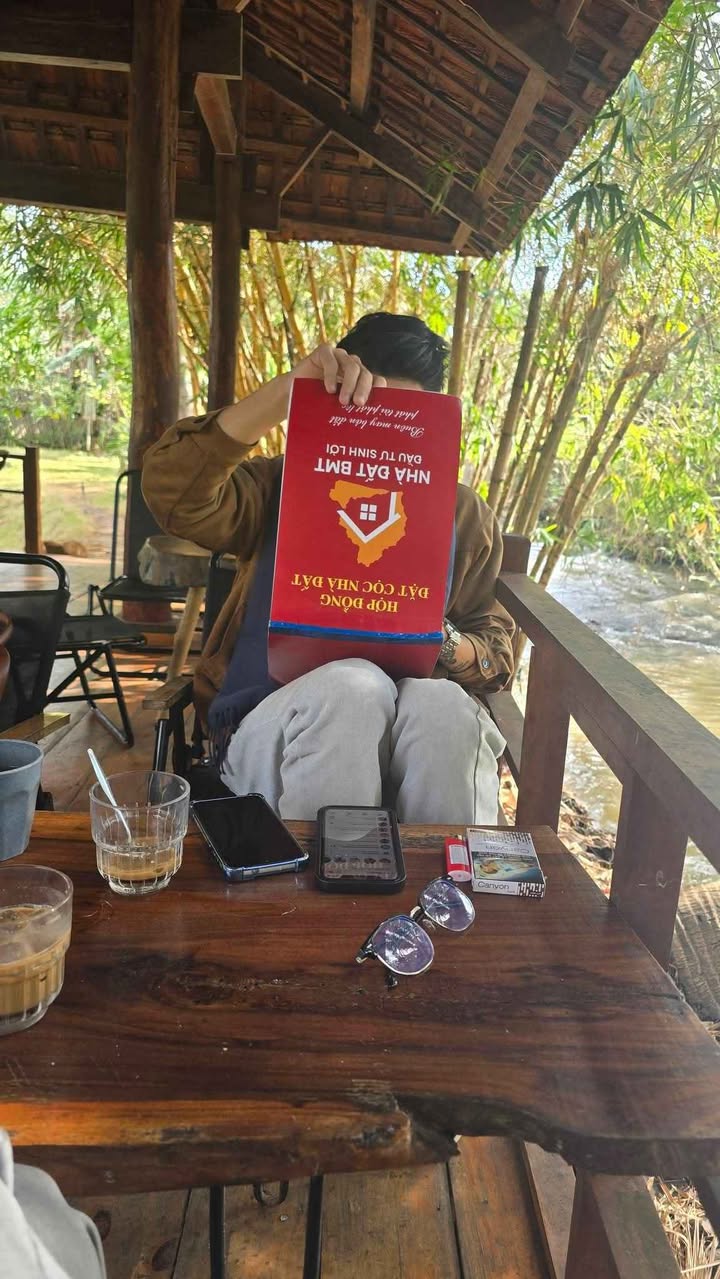 Bán đất mặt tiền Krông Á 225m² giá 1.9 tỷ - Vị trí đắc địa!