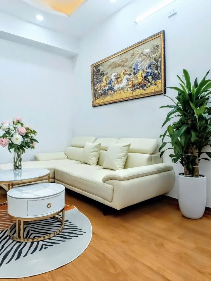 Căn hộ HH4C Linh Đàm 63m² giá 3.45 tỷ - Full nội thất cao cấp!