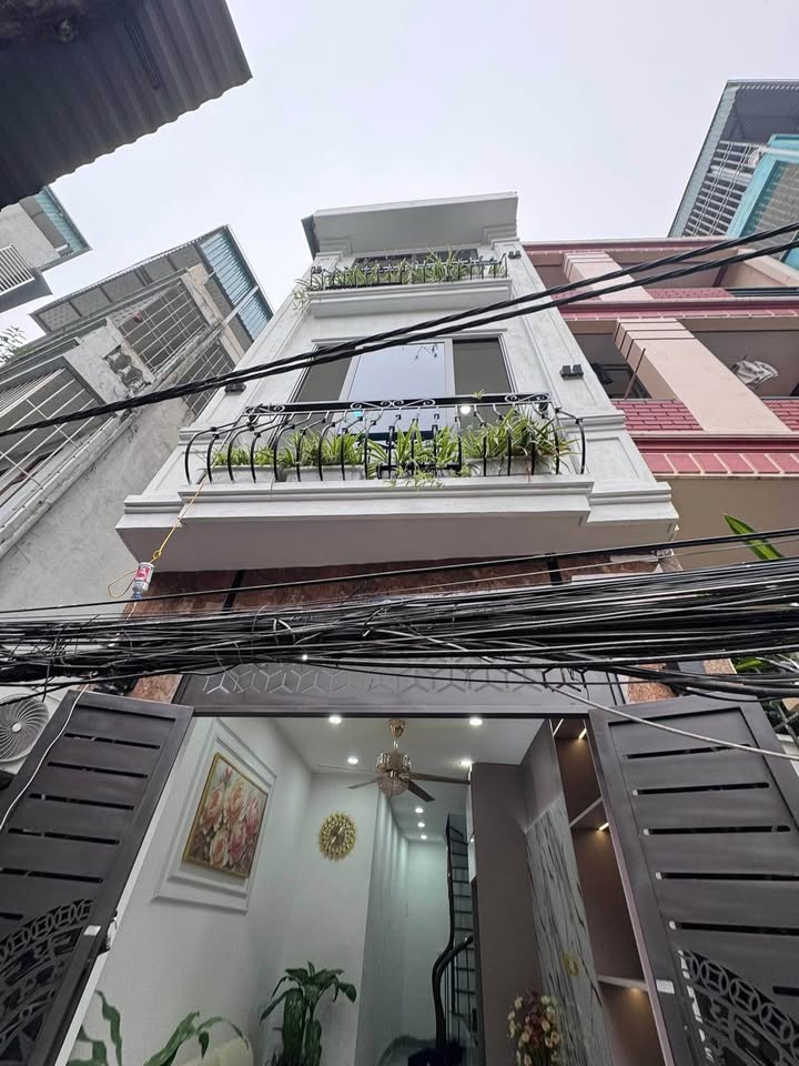 Nhà riêng Minh Khai 26m² 6.85 tỷ - Sổ đỏ chính chủ sẵn sàng giao dịch!