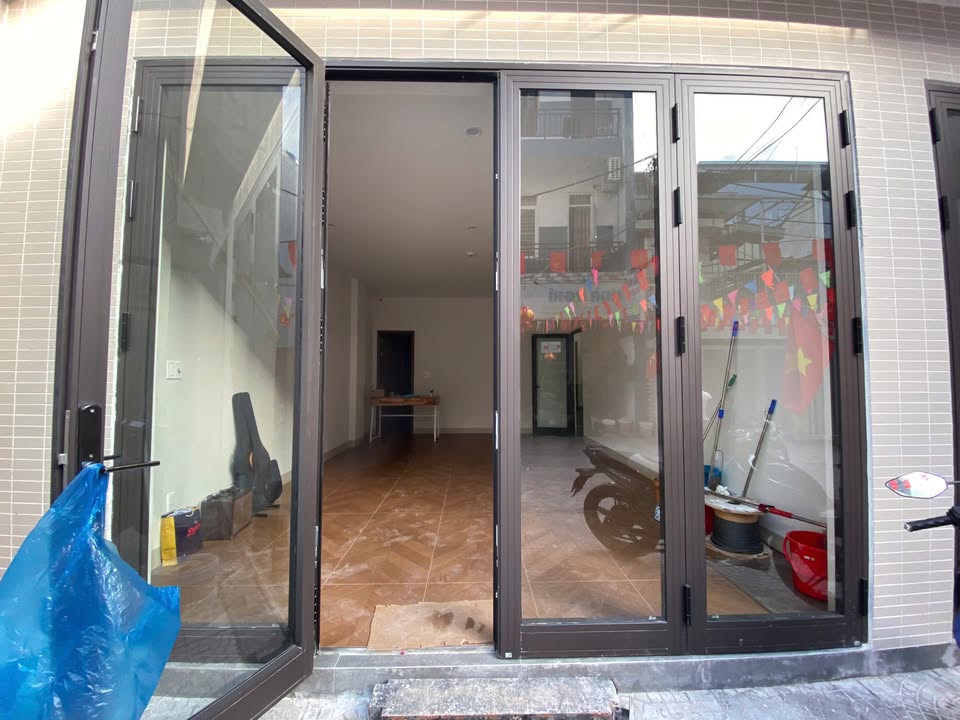 Mặt bằng Dương Đình Nghệ 50m² giá 10 triệu - Vị trí vàng kinh doanh!