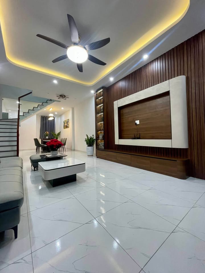 Bán nhà Điện Biên Phủ, Thanh Khê 165m² hơn 6 tỷ - Ô tô vào tận nhà!