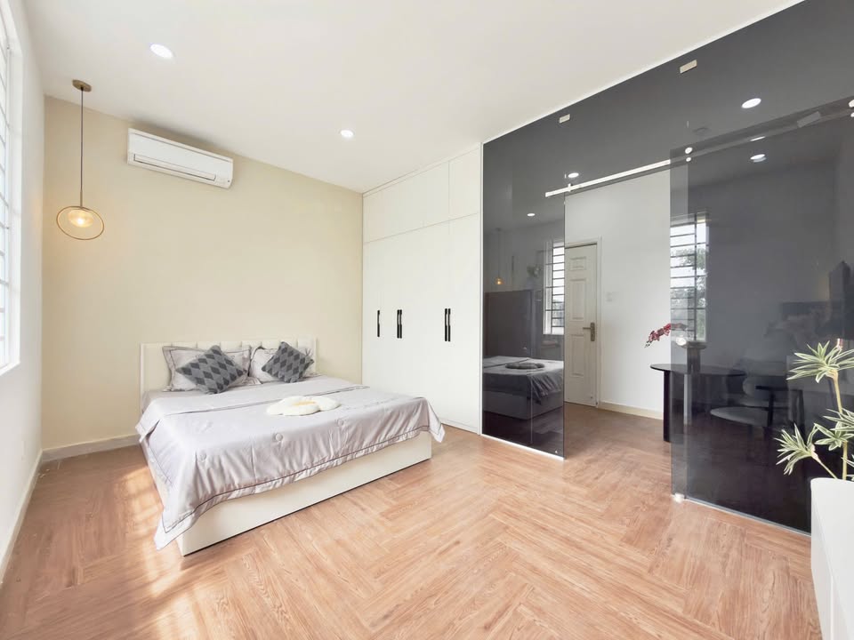 Cho thuê căn hộ Hoàng Trọng Mậu, Quận 7 - Gần RMIT, Full nội thất