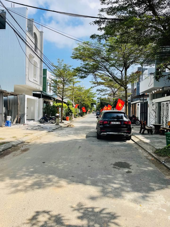 Đất nền 100m² Hòa Xuân - Cẩm Lệ: Kẹp cống thoáng mát, gần trường học