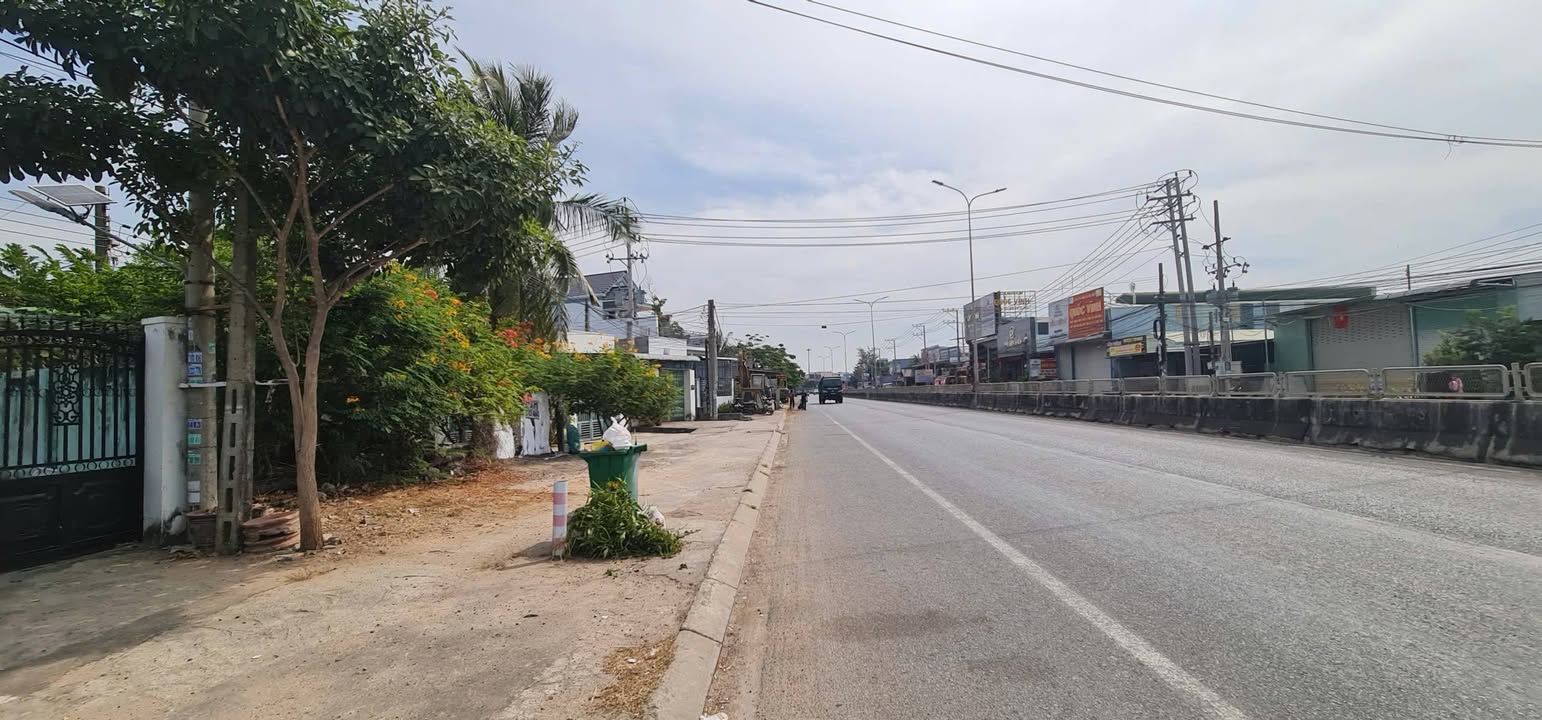 Biệt thự Sân Vườn Trường Chinh, Phan Thiết 500m² giá 14 tỷ - Đầu tư sinh lời!