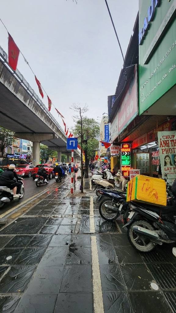 Đất mặt phố Nguyễn Văn Huyên kéo dài 56.7m² - Đường to ô tô