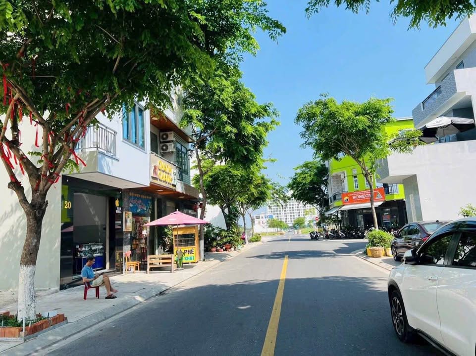 Đất nền VCN Phước Long, Nha Trang 70m² giá 6.79 tỷ - Sổ đỏ chính chủ