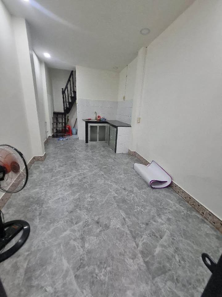 Nhà Phố Phường Phạm Ngũ Lão Q1 16m² - Vị Trí Đắc Địa!