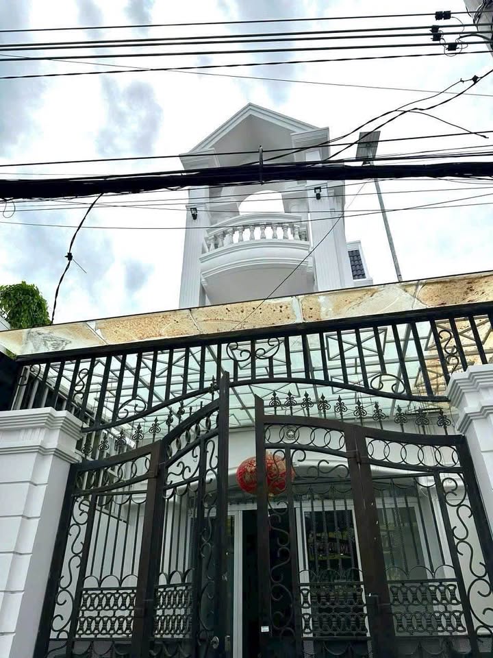 Nhà Mặt Tiền Bắc Sơn Nha Trang 108m² - Mặt tiền kinh doanh đắc địa!