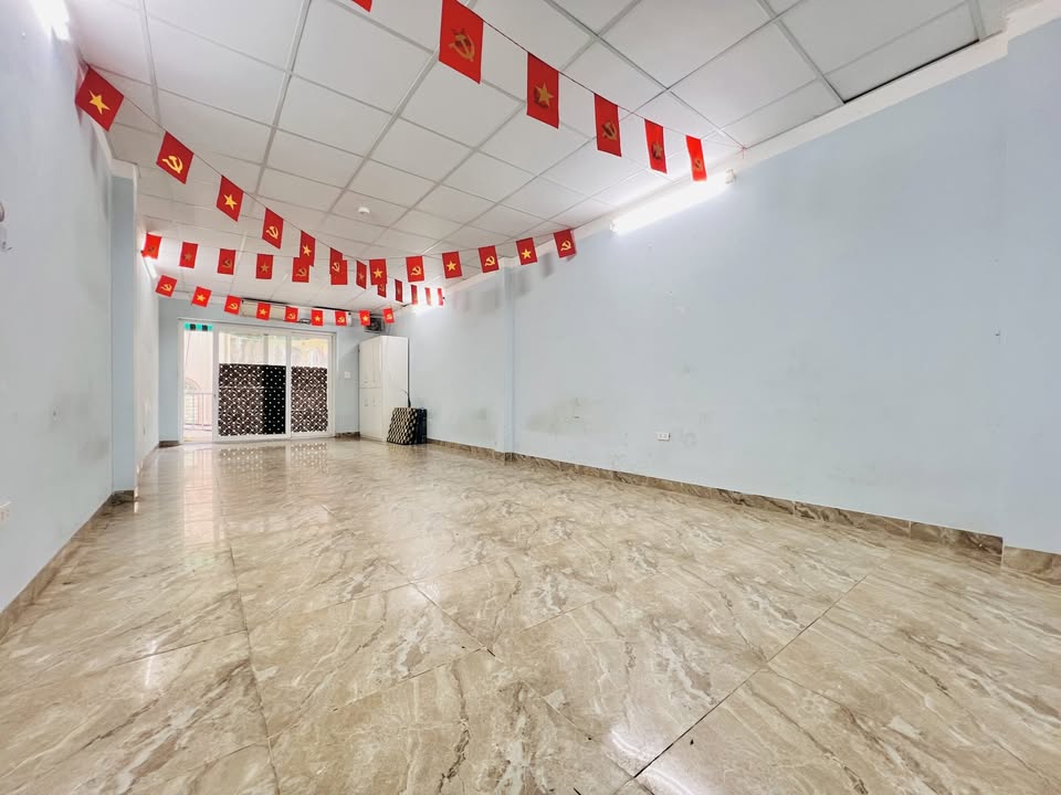 Sàn Văn Phòng Vương Thừa Vũ 38m² – Vị trí trung tâm, giá thuê hợp lý!