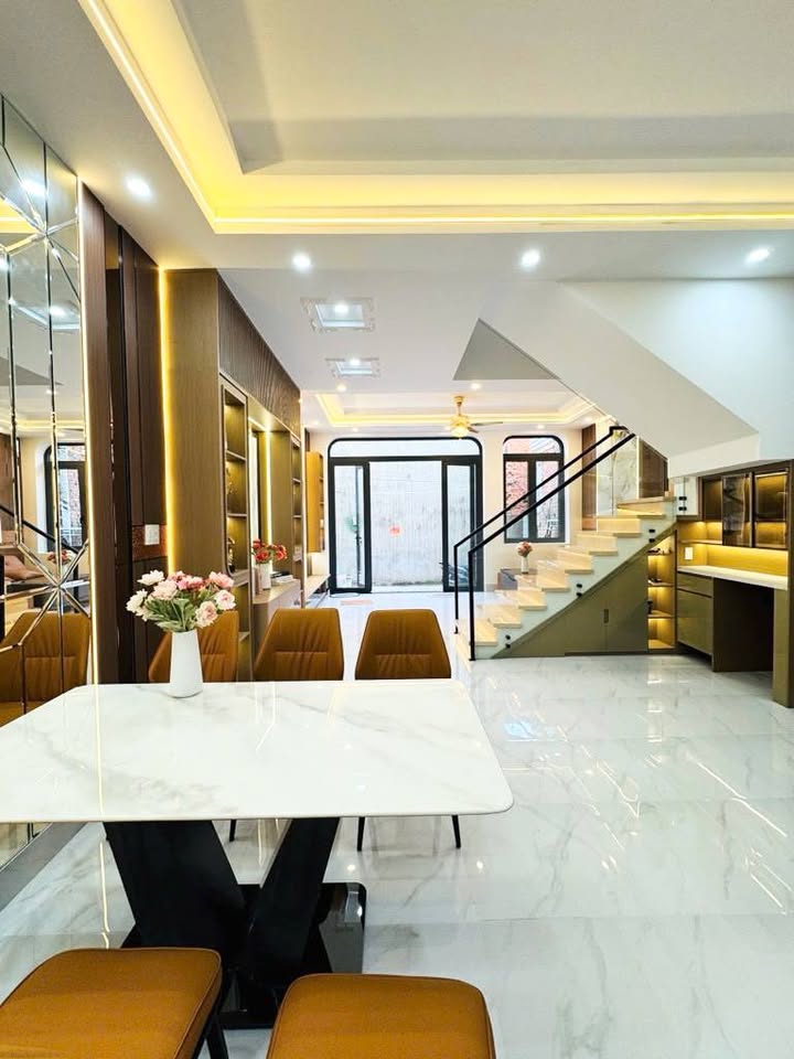 Nhà phố 2 tầng Bình Trị Đông 57m² giá 5.6 tỷ - Sổ hồng riêng chính chủ!