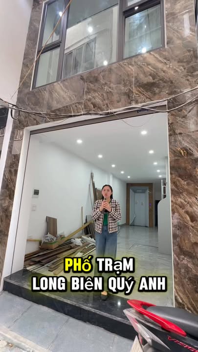 FrontHouse Phố Trạm Long Biên 40m² giá 10.8 tỷ - Full nội thất hiện đại!