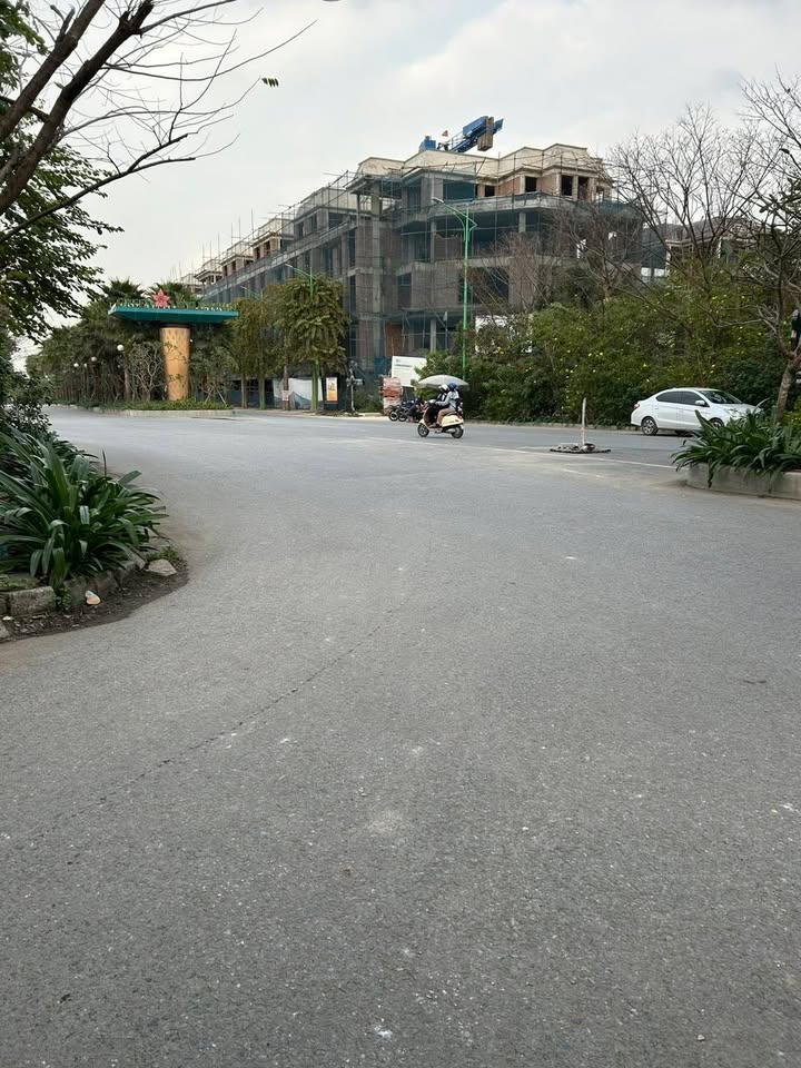 Nhà bán tại KĐT Đặng Xá 72m² giá 5,6 tỷ - Cơ hội hiếm có không nên bỏ lỡ!