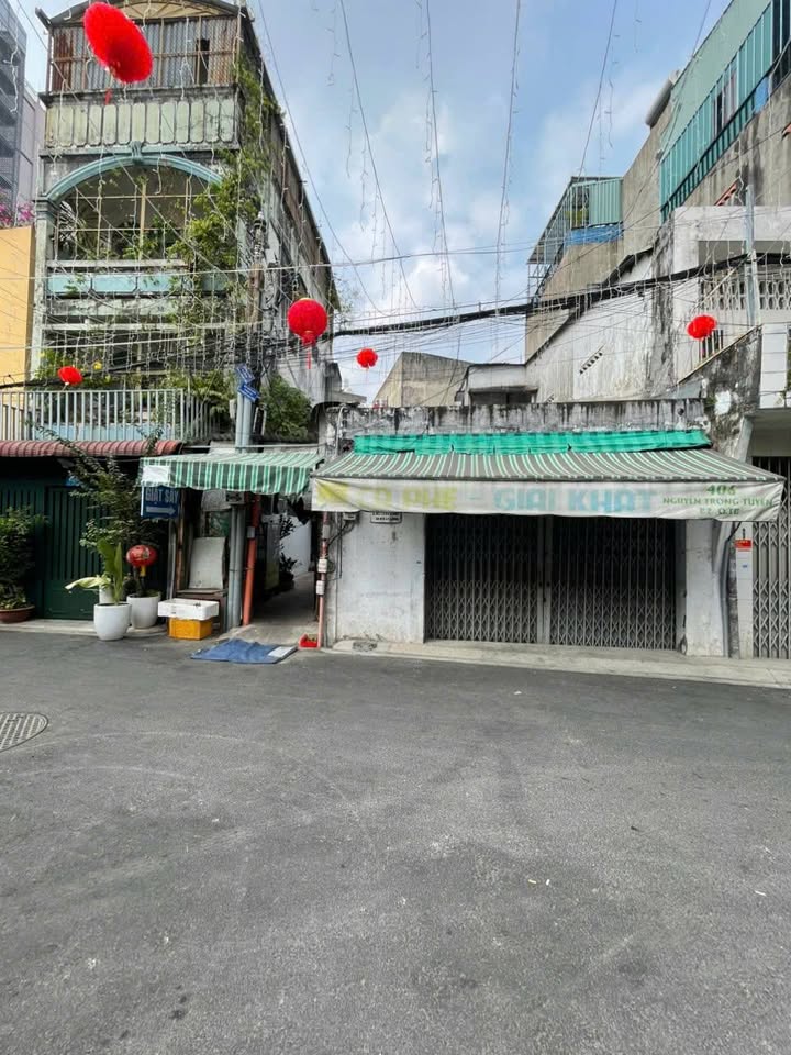 Nhà Phố Nguyễn Trọng Tuyển, Tân Bình 66m² - Mặt tiền kinh doanh đỉnh