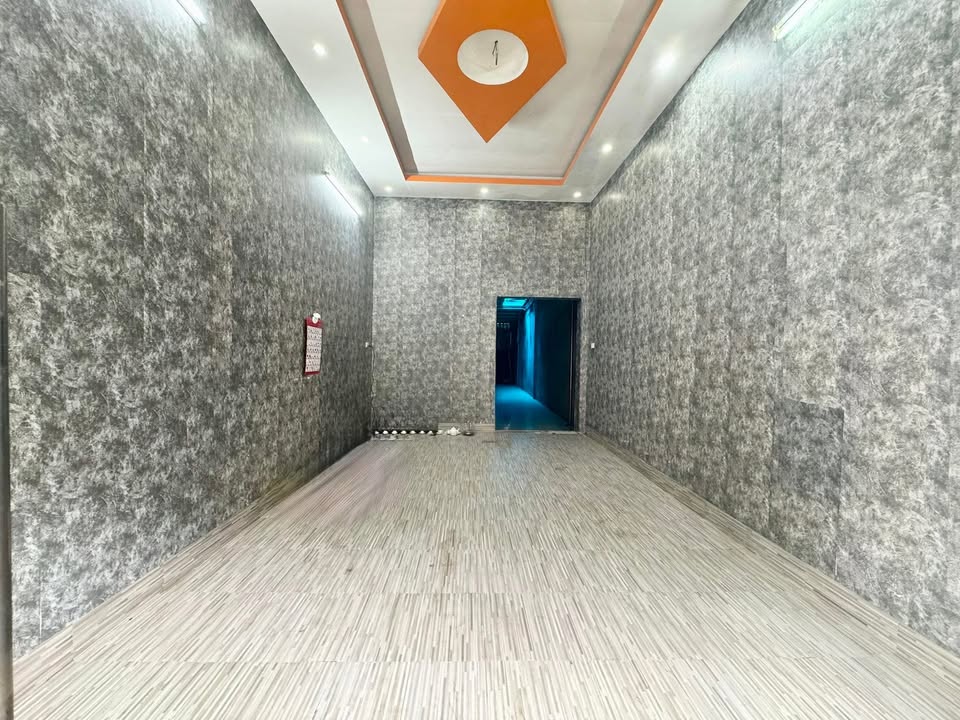 Nhà mặt phố Phố Nối Mỹ Hào 100m² - Mặt tiền kinh doanh đắc địa!