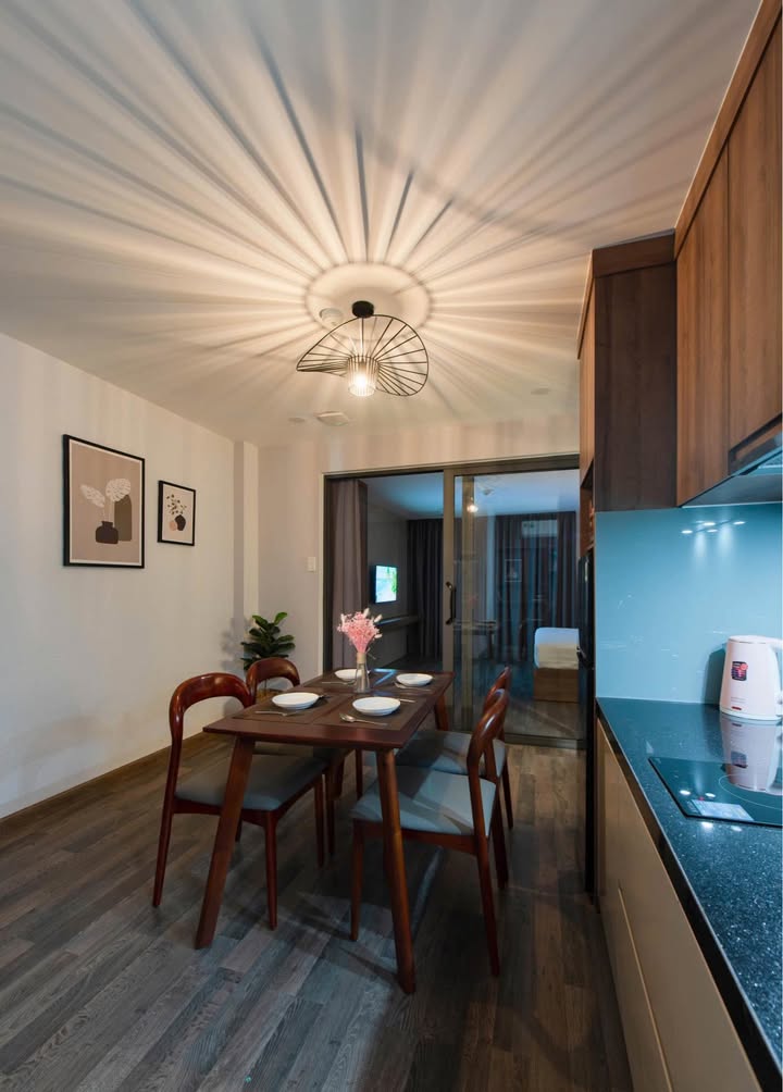 Căn hộ 1PN Nha Trang 11 triệu/tháng - Bàn giao ngay, gần biển Hòn Chồng!