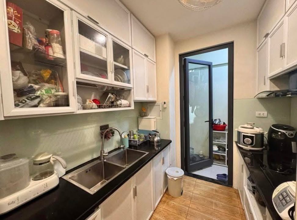 Căn hộ CT1 Glexia Riverside 75m² giá 5.85 tỷ - Nhà đẹp ở ngay, view hồ thoáng mát!