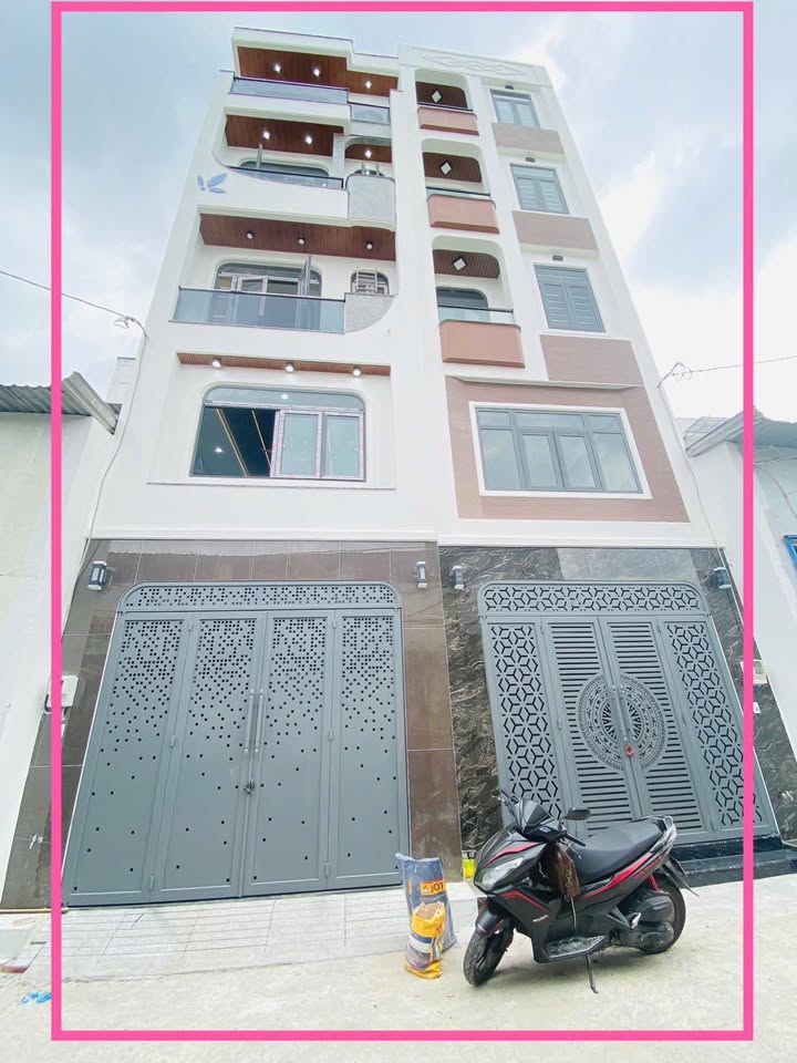 Nhà 4 Tầng Hẻm Xe Hơi Chiến Lược, Bình Tân - Giá 7.5 Tỷ