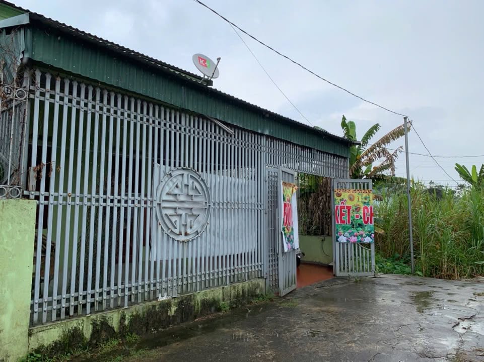 Bán nhà Xuân Áng Hạ Hòa 288m² hơn 1 tỷ - Sẵn sàng ở ngay!