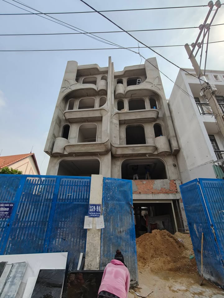 Nhà phố Phan Văn Hớn Q12 107m² 12.45 tỷ - Ô tô vào tận nhà