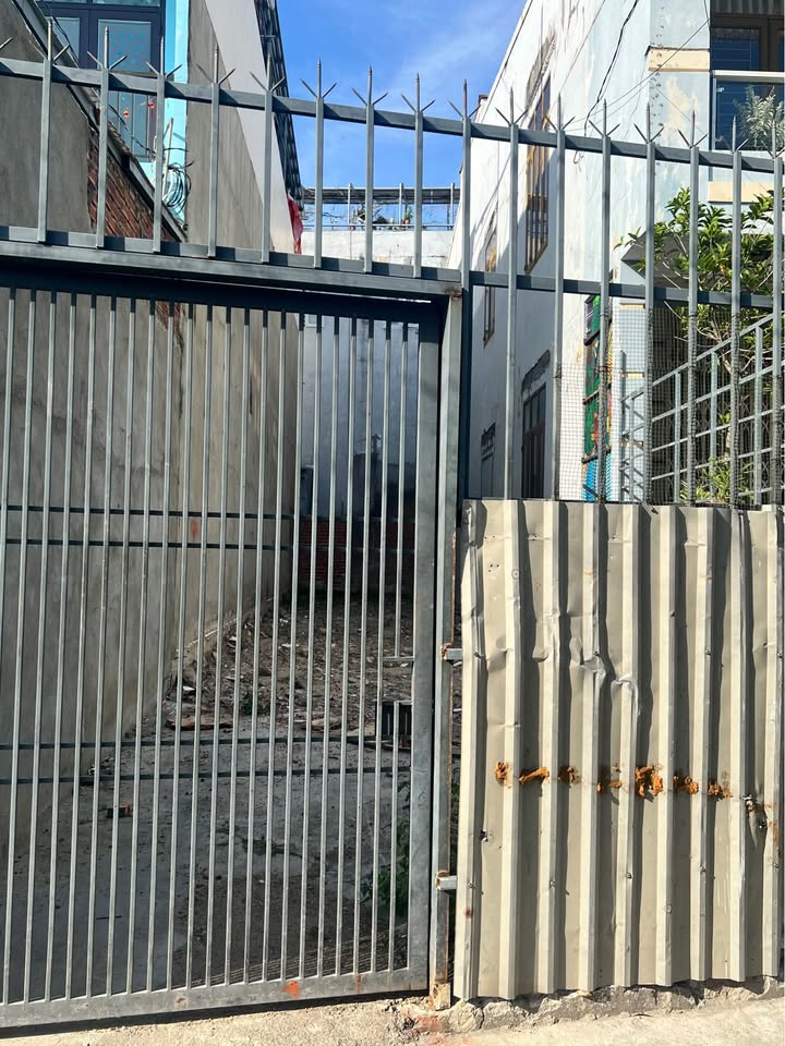 Nhà Vĩnh Hải Nha Trang 92m² giá 4.425 tỷ - Vị trí đẹp hẻm ô tô!