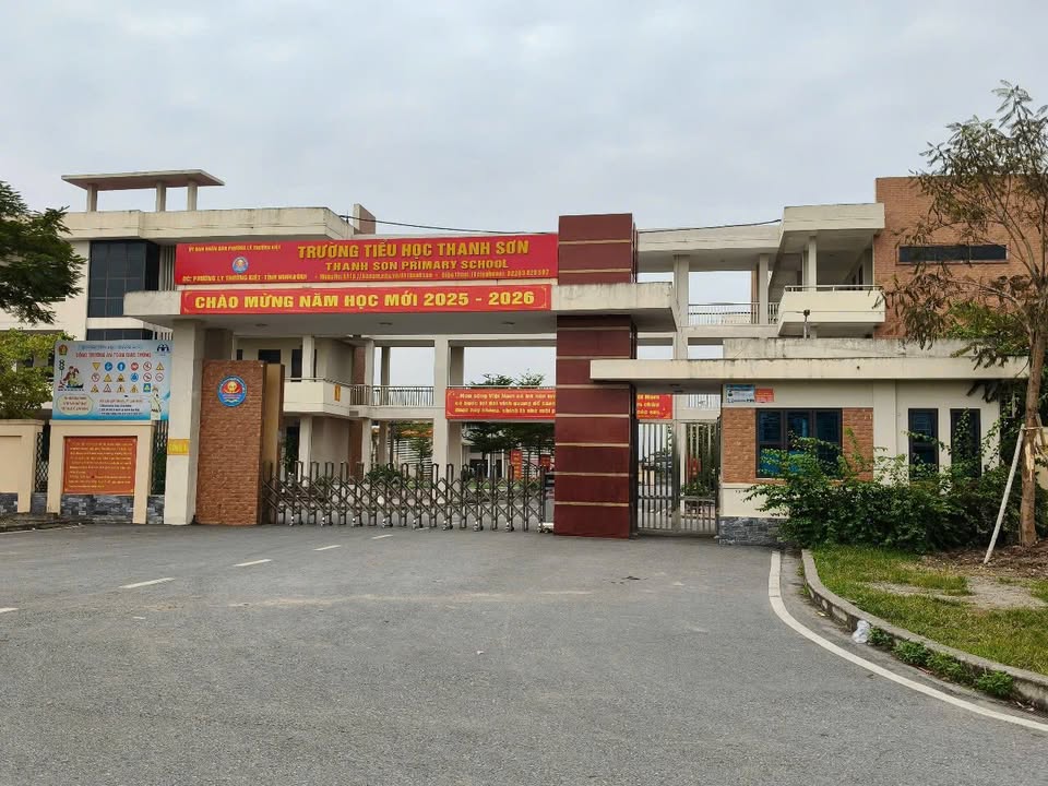 Đất nền Trục chính Thanh Sơn, 180m² giá 4.14 tỷ - Đối diện trường cấp 1!