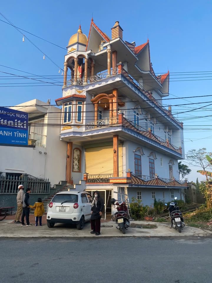 Nhà 3 tầng Đông Hưng, Thái Bình hơn 2 tỷ - Sẵn sàng ở ngay!