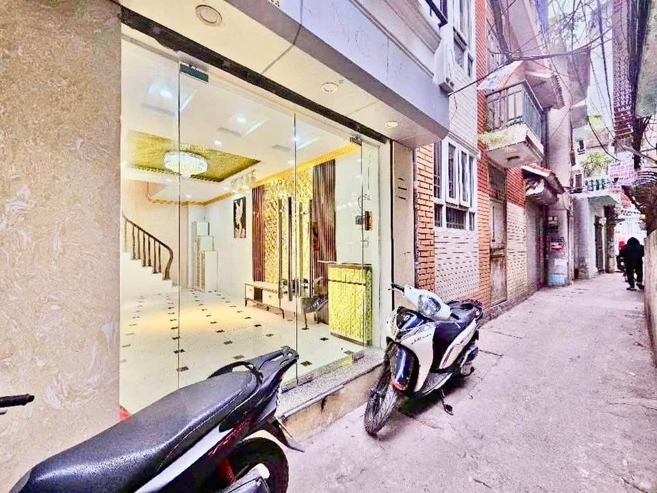 Nhà phố Trương Định 25m² giá 6 tỷ - Sổ đỏ chính chủ!