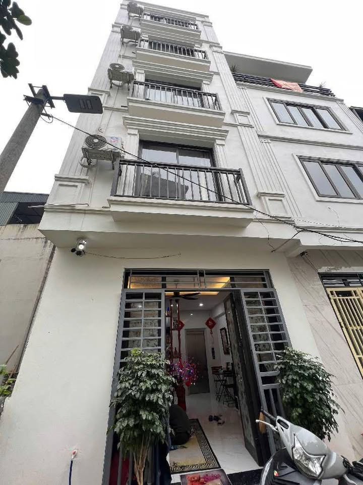 Bán nhà Phúc Lợi Long Biên 32m² 7.1 tỷ - Lô góc, thang máy hiện đại