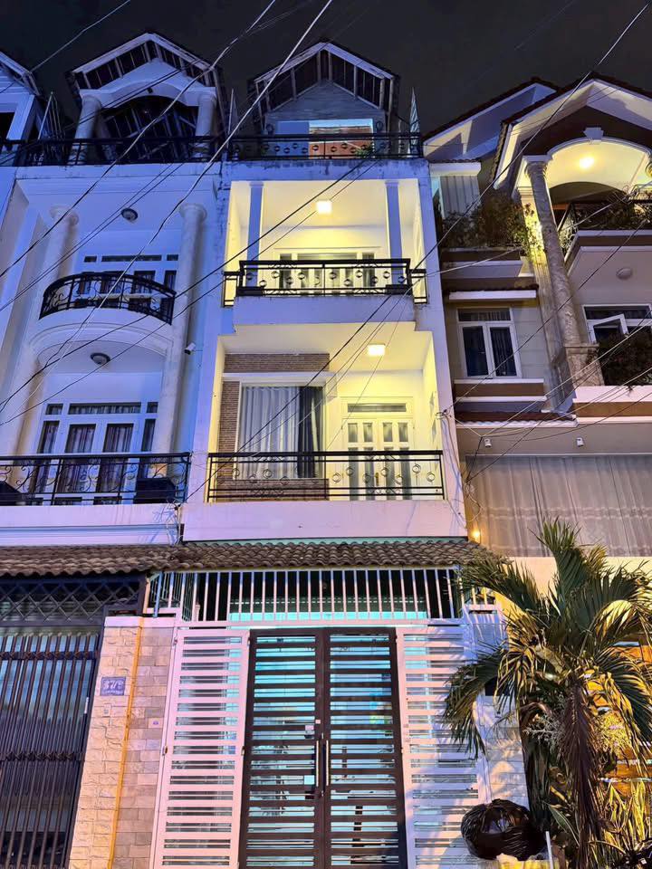 Căn hộ Tân Phú 2PN 2 Ban Công - Full nội thất cao cấp!