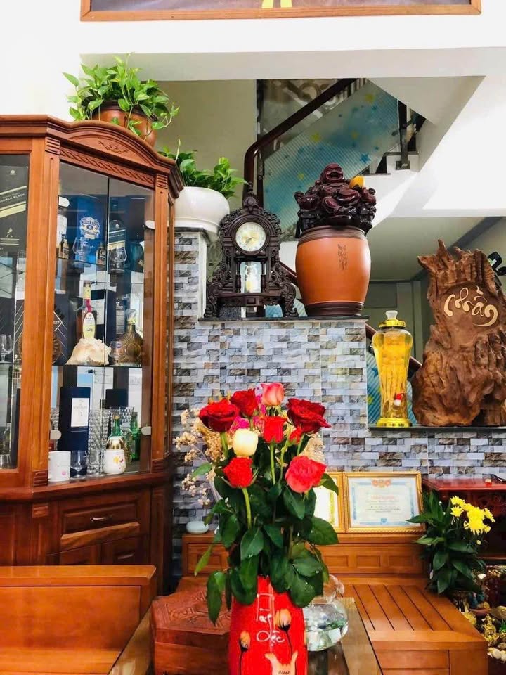 Nhà phố đường Thành Thái, Phường Quang Trung, 43m² giá 2.55 tỷ - Tiện ích đầy đủ!