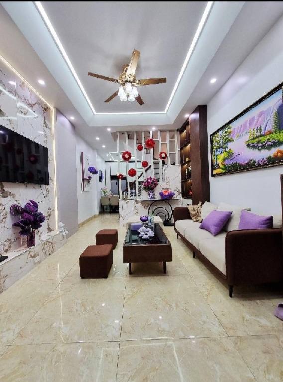 Nhà Phố Bạch Mai, Hai Bà Trưng - 40m², 5 Tầng, Full Nội Thất Cao Cấp, Giá 9 Tỷ