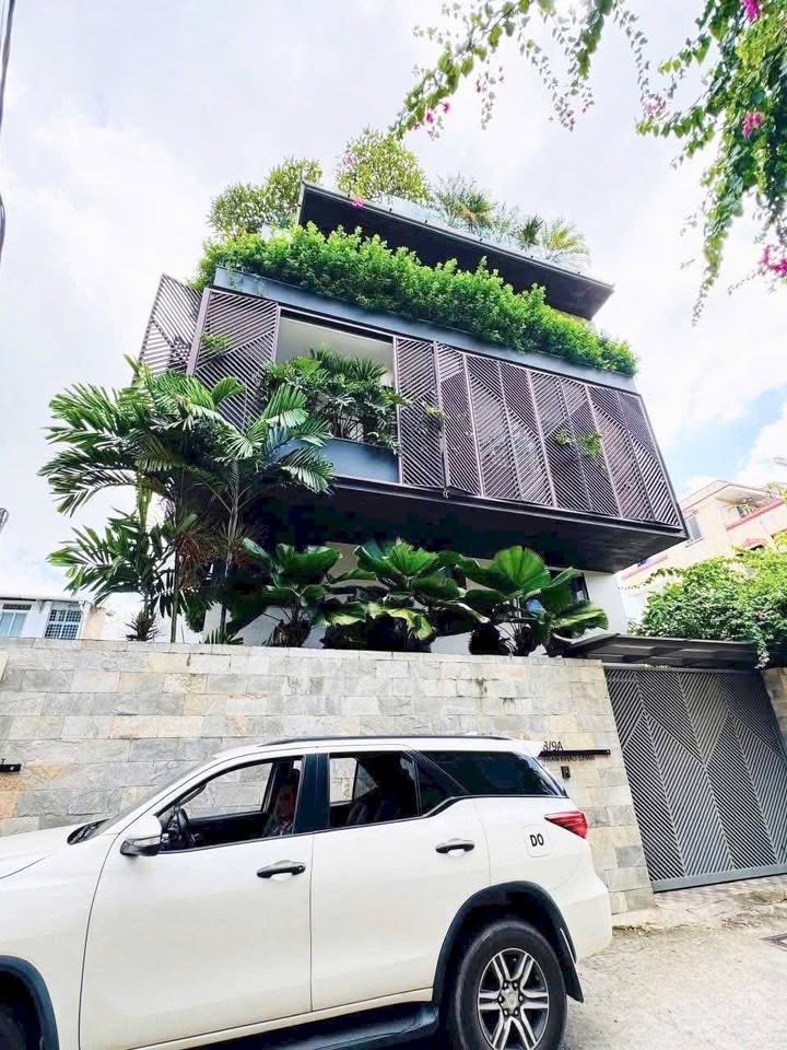 Biệt thự Quận 1 Trần Khắc Chân 265m² - 95 tỷ - Vị trí đẹp hiếm có!