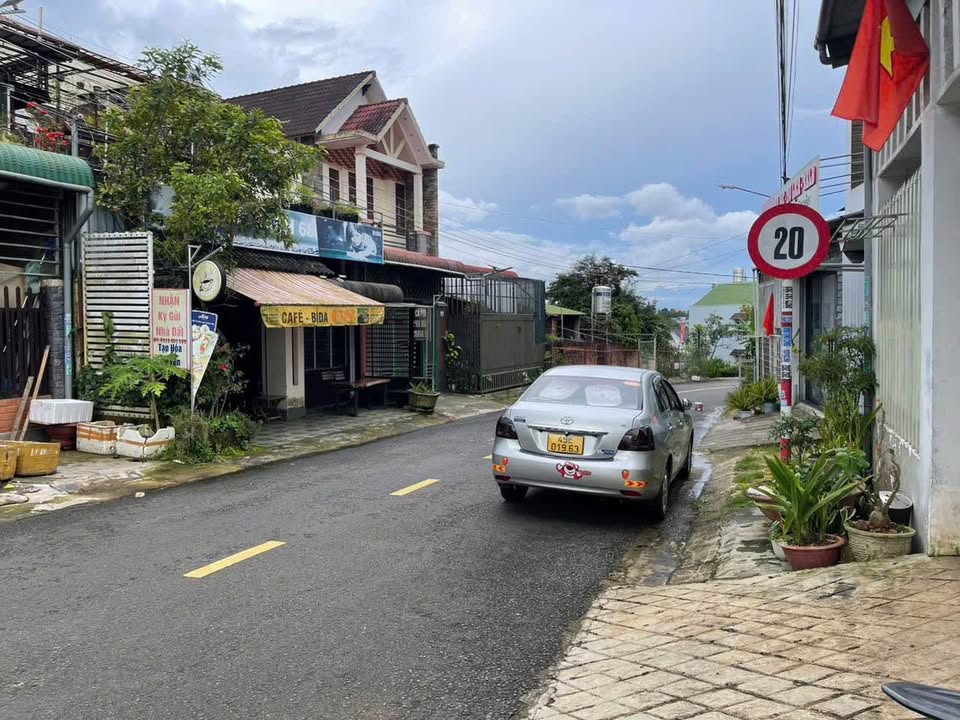 Đất Nền Phường 2 Bảo Lộc 61m² Giá 2 Tỷ - Sổ Hồng Chính Chủ