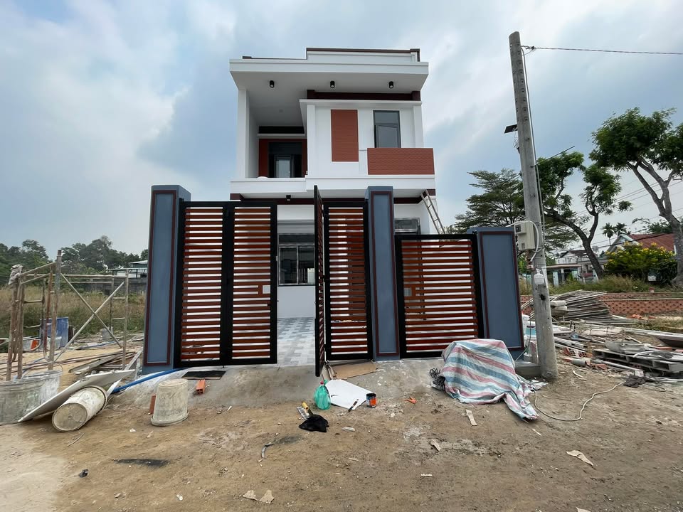 Bán nhà Phước Vĩnh An Củ Chi 81m² 3.3 tỷ - Sẵn sàng ở ngay!