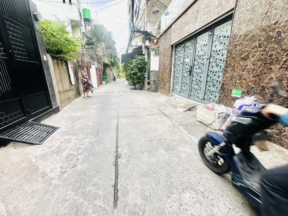 Nhà Phố Huỳnh Văn Bánh Phú Nhuận 86m² 11.8 Tỷ - Ô Tô Vào Tận Nhà