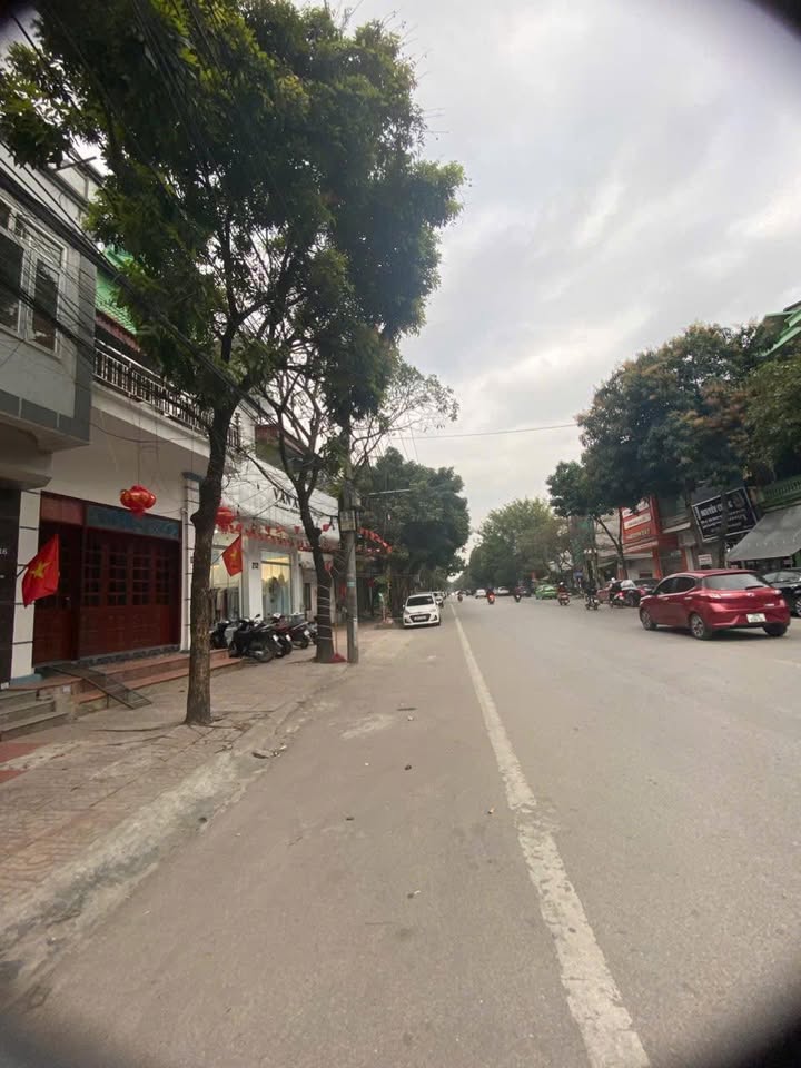 Bán Nhà 3 Tầng Nguyễn Văn Cừ Tam Điệp 67m² Giá 5 Tỷ - Vị Trí Đắc Địa!